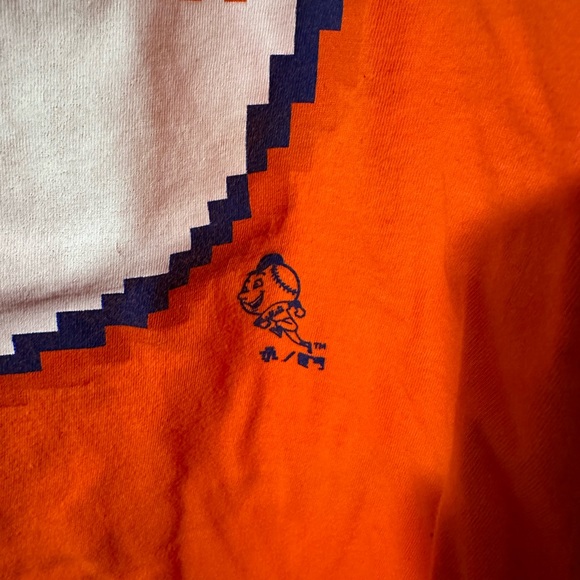 The 7 Line Army Graphic Tee - Picture 2 of 3